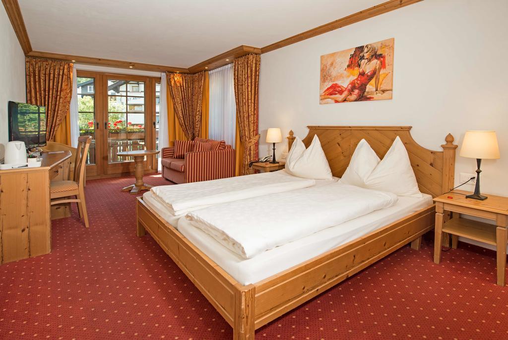 Hotel Dufour Chalet - Adults Only Zermatt Bagian luar foto