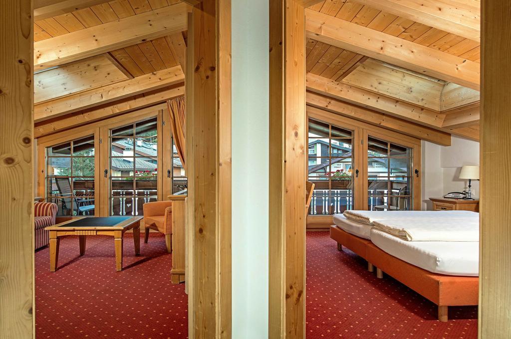 Hotel Dufour Chalet - Adults Only Zermatt Bagian luar foto