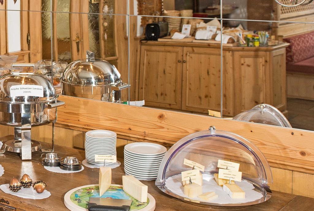 Hotel Dufour Chalet - Adults Only Zermatt Bagian luar foto