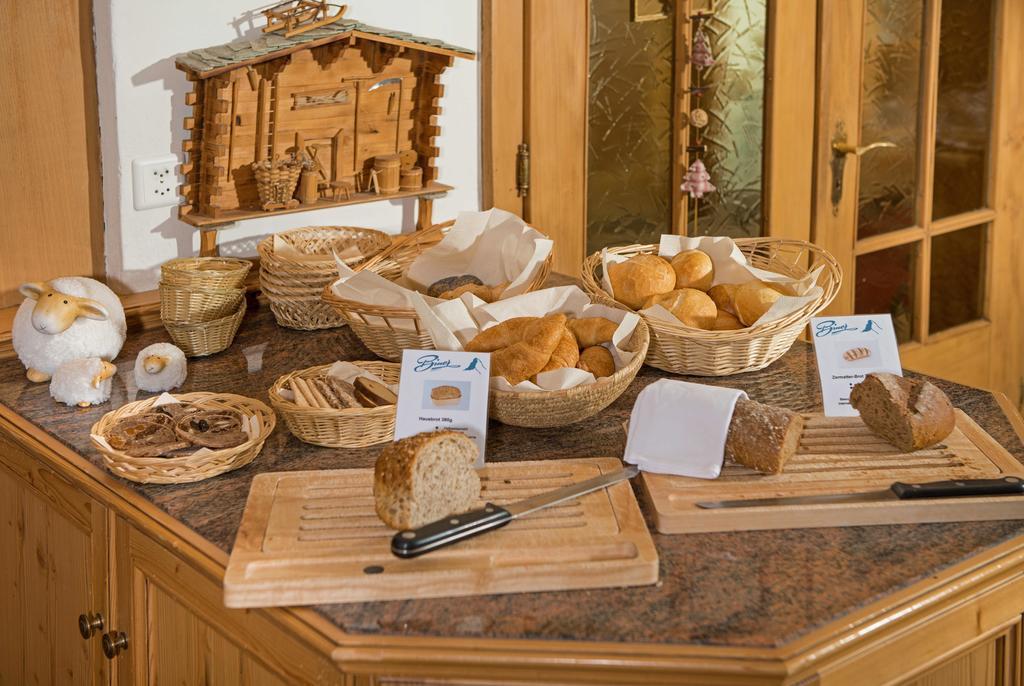 Hotel Dufour Chalet - Adults Only Zermatt Bagian luar foto