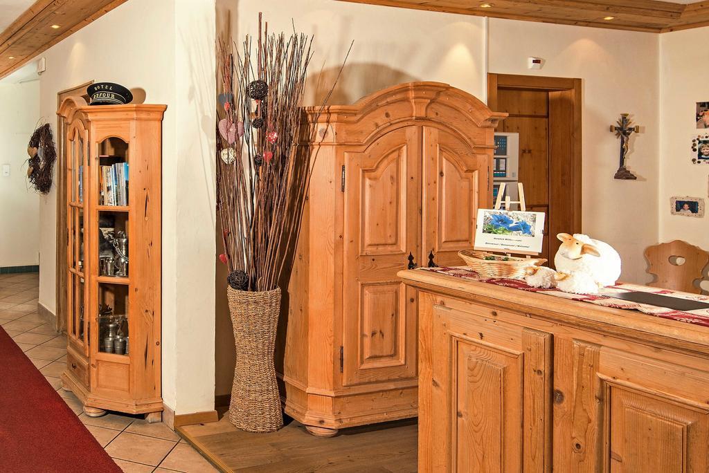 Hotel Dufour Chalet - Adults Only Zermatt Bagian luar foto